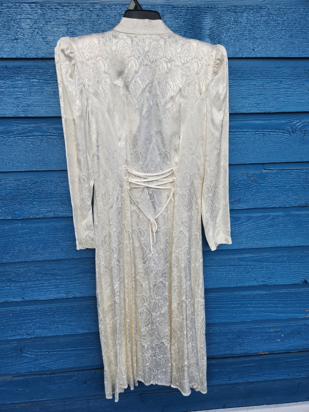 New Frontier Ivory Lace Maxi Dress with Ornate Neckline - Picture 8 of 12